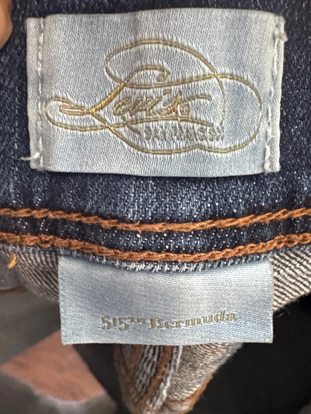 Levi's Women's Denim Bermudas - Dark Blue Wash - Picture 8 of 8